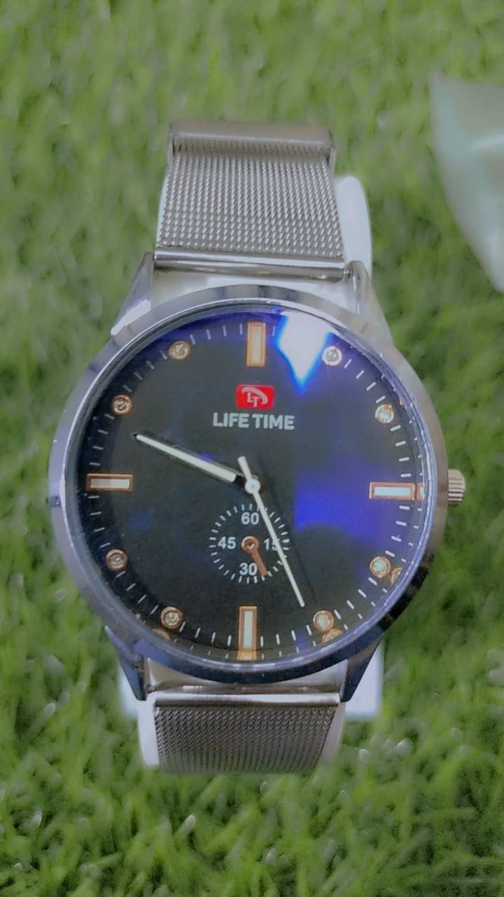Lifetime Classic Mesh Black Dial