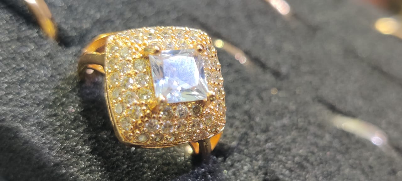Royal Blue Elegance Ring